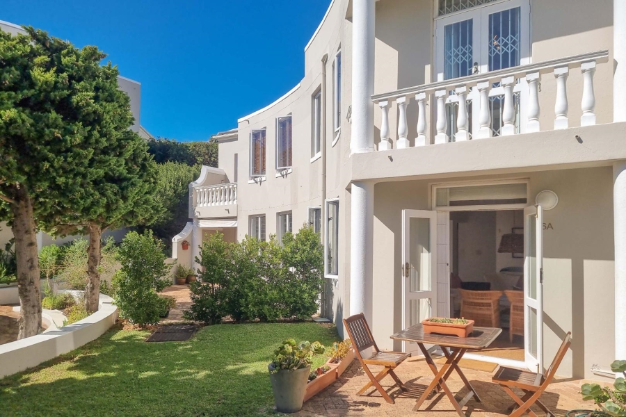 To Let 2 Bedroom Property for Rent in Devils Peak Western Cape